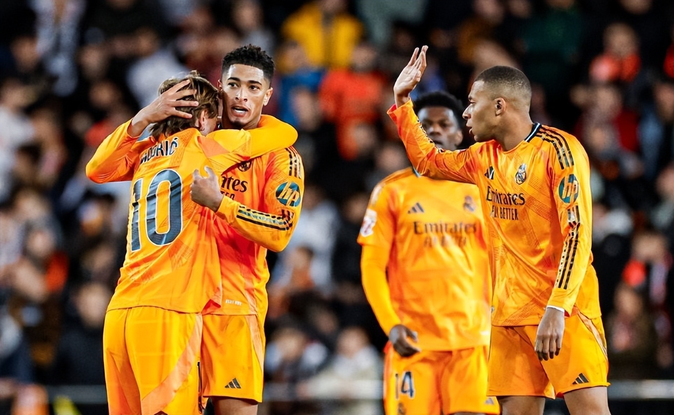 转会期突围战来临；尤文图斯围绕西甲绝杀压哨；气氛紧张；阵容厚度经受考验的简单介绍