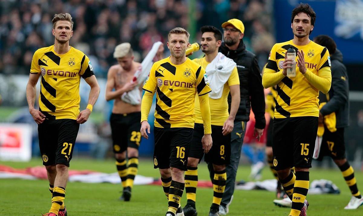 包含葡超窗口期走向成谜，多特蒙德更衣室发声，气氛紧张，资深球员宣示担当的词条